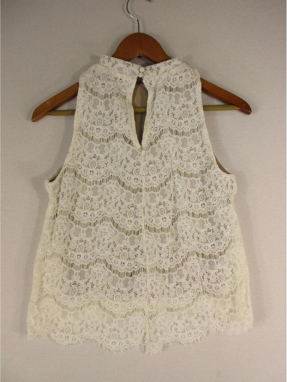 Love Fire Top Womens XS Ivory Lace Sleeveless Keyhole Back Lined Scalloped Hem